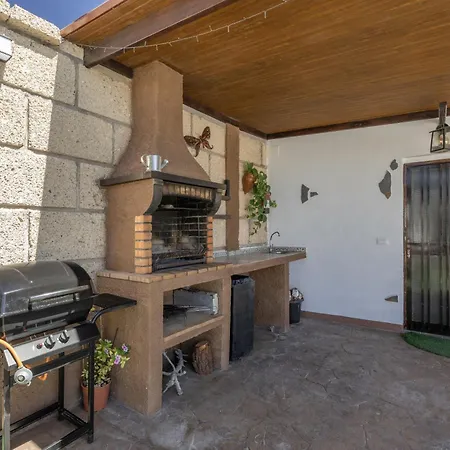 Casa Abuelo Manuel Holiday home